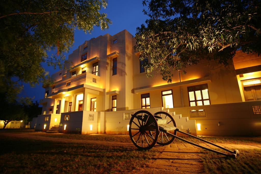 Visalam Chettinad Palace - A Cgh Earth Experience Kanadukattan Exterior photo