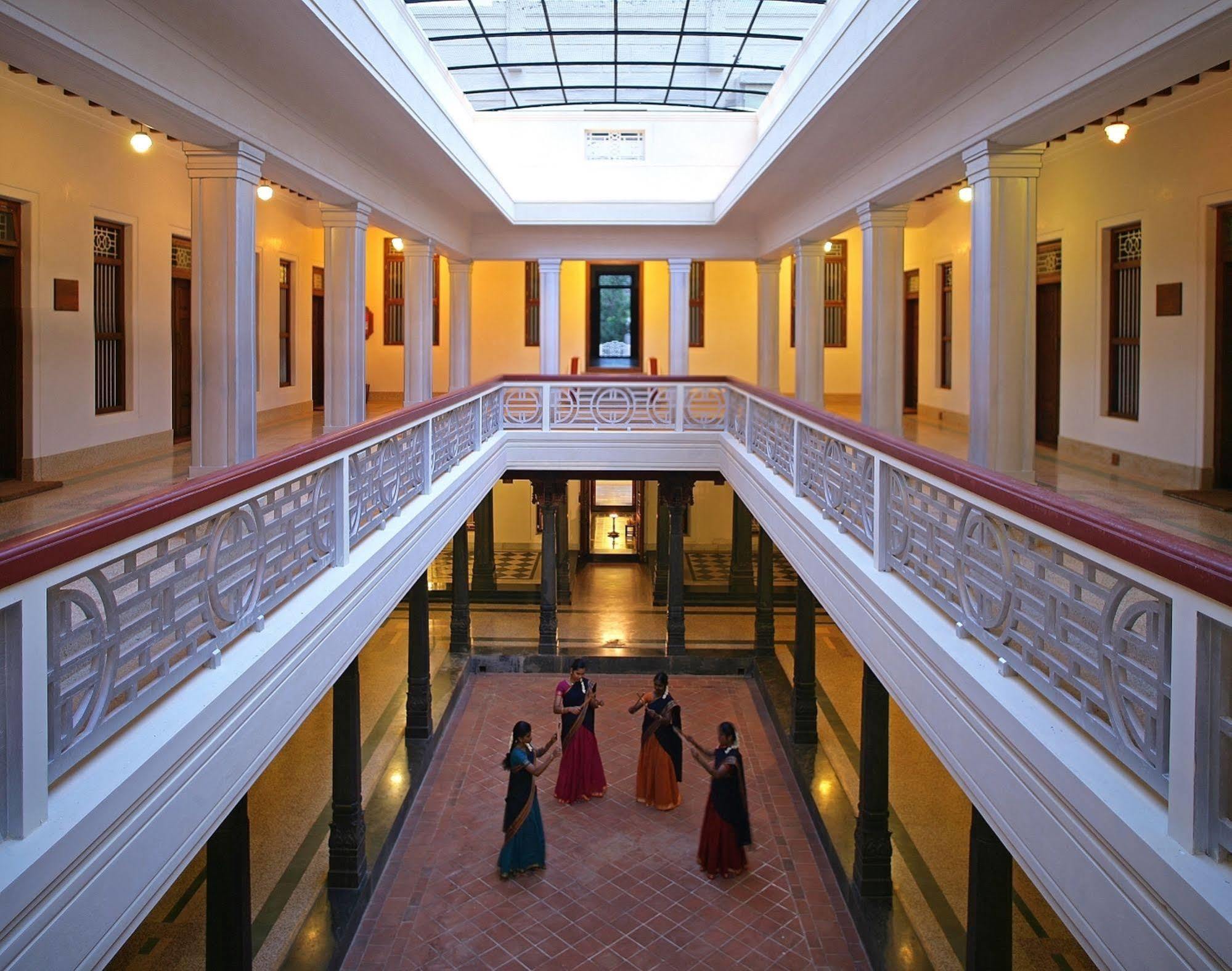 Visalam Chettinad Palace - A Cgh Earth Experience Kanadukattan Exterior photo