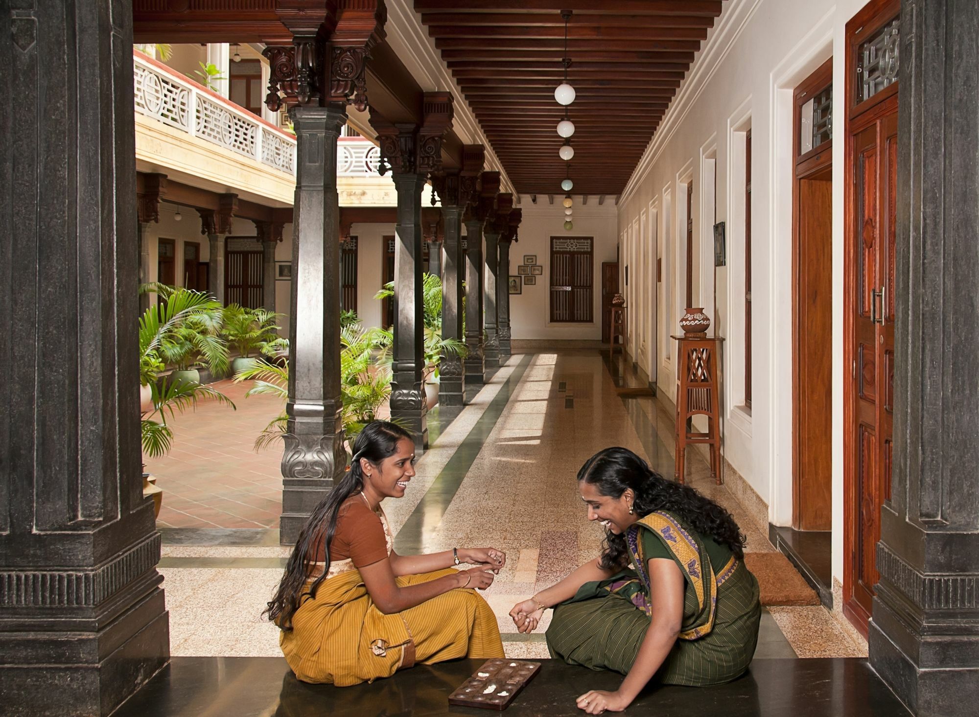 Visalam Chettinad Palace - A Cgh Earth Experience Kanadukattan Exterior photo
