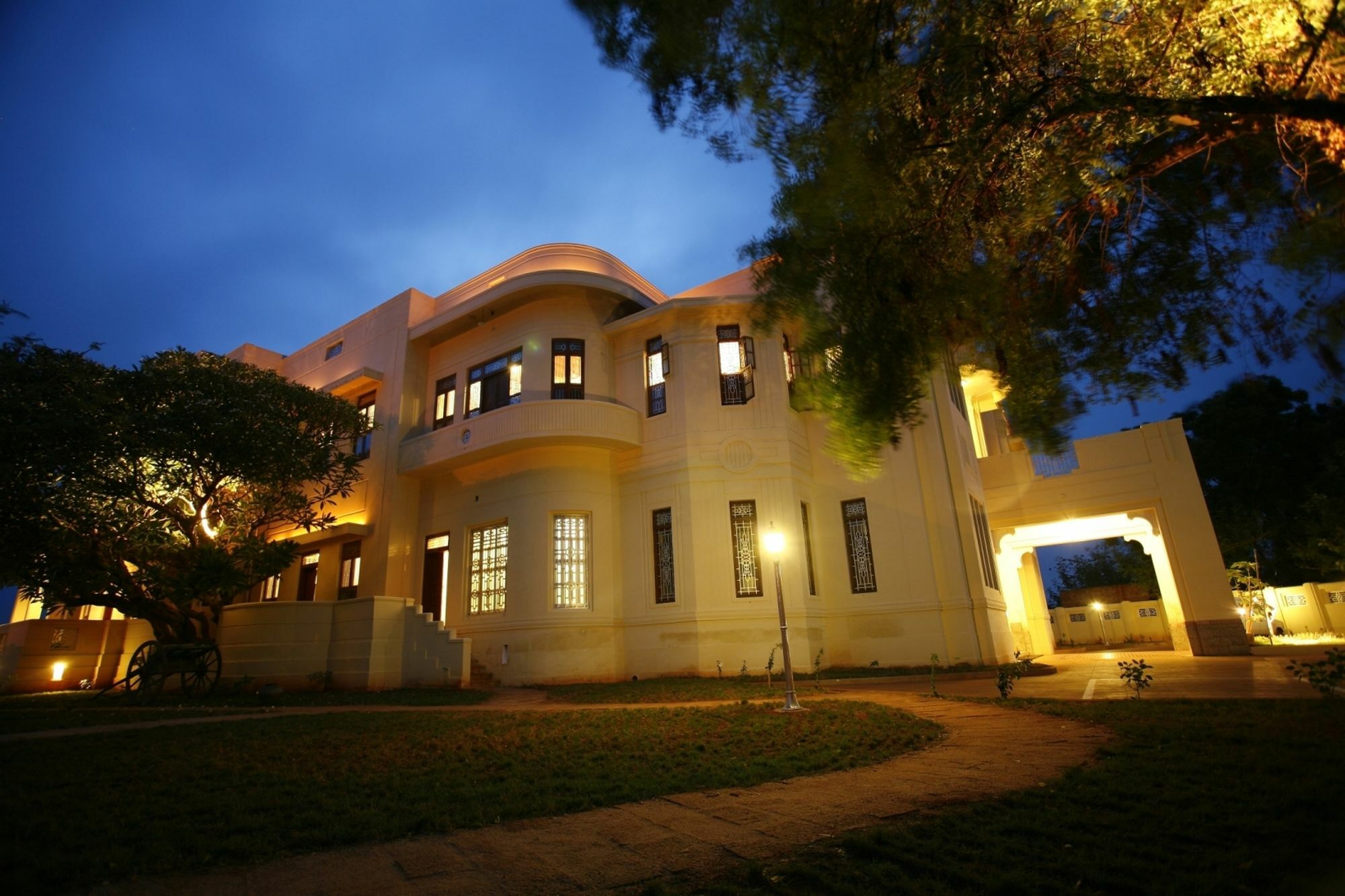 Visalam Chettinad Palace - A Cgh Earth Experience Kanadukattan Exterior photo